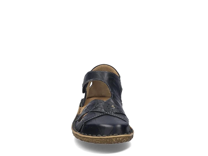 Rosalie 03 Flat