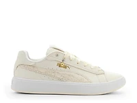 Aveline Sneaker