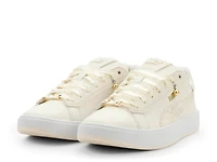 Aveline Sneaker