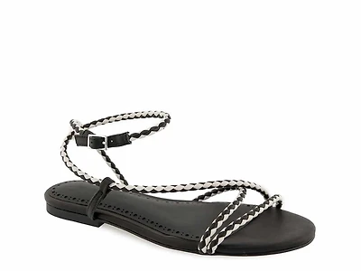 Ayla Sandal