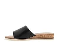 Delaney Sandal