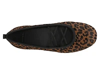Coralie Flat