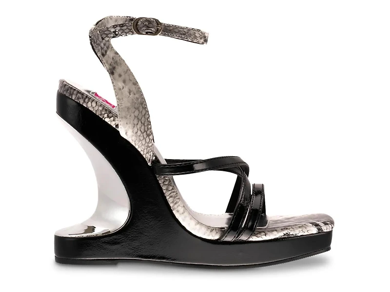 Mamamia Wedge Sandal