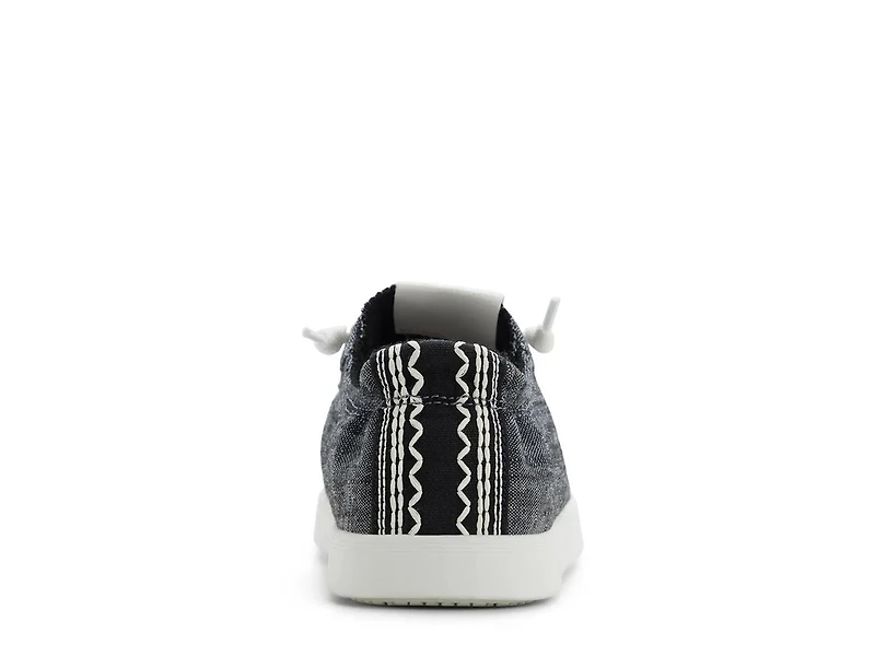 Mauka Slip-On Sneaker