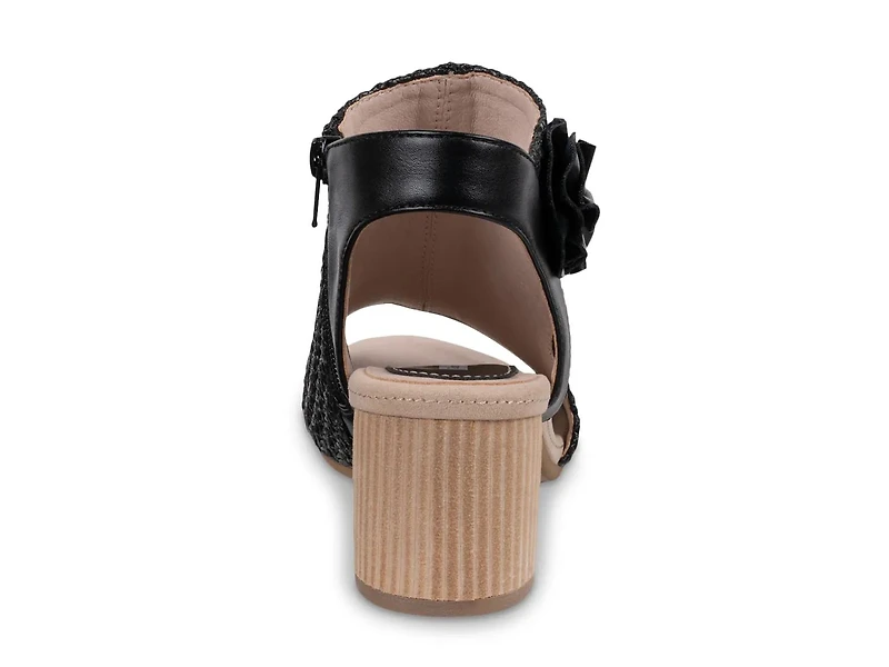 Zakki Sandal