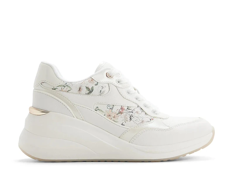 Asiejan Wedge Sneaker