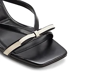 Elanore Sandal