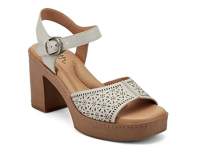 Quinty Platform Sandal