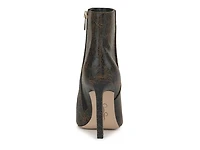 Debia Bootie