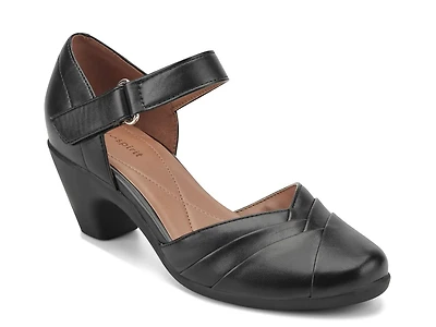 Carlota Pump