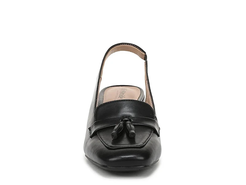 Clarissa Pump