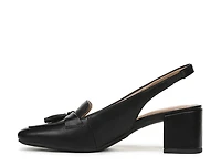 Clarissa Pump
