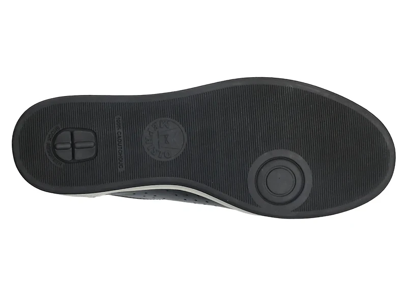 Nikita Sneaker