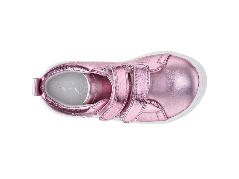 Brinkly Sneaker
