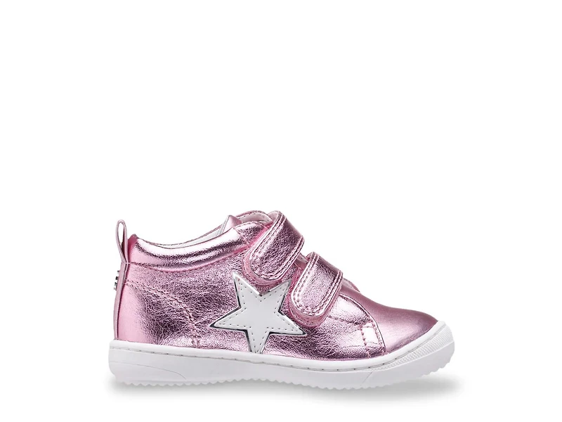 Brinkly Sneaker