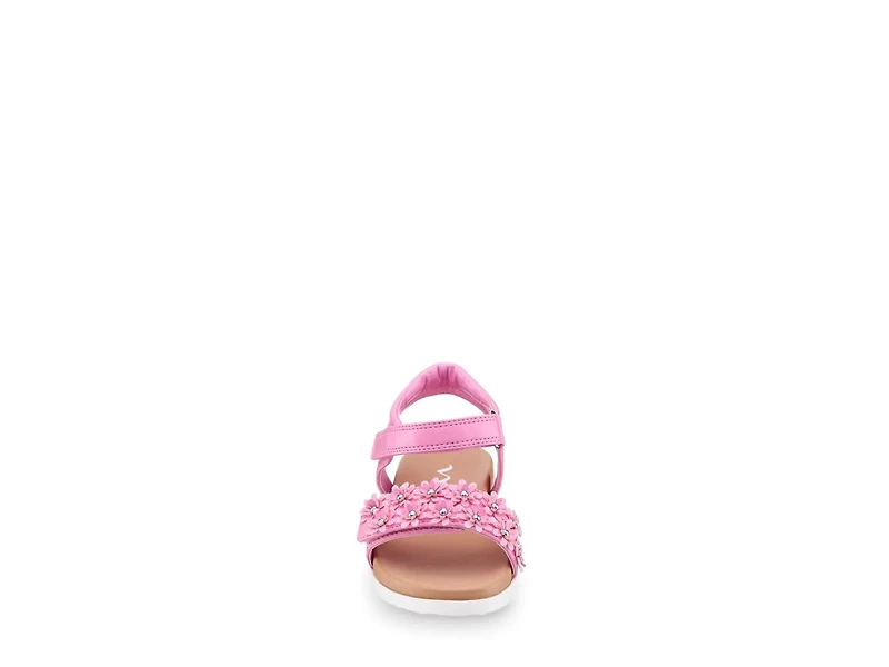 Neriah Sandal
