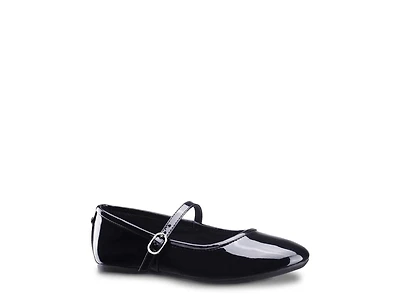 Nicola Mary Jane Flat