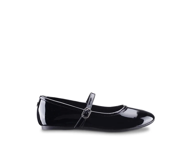Nicola Mary Jane Flat