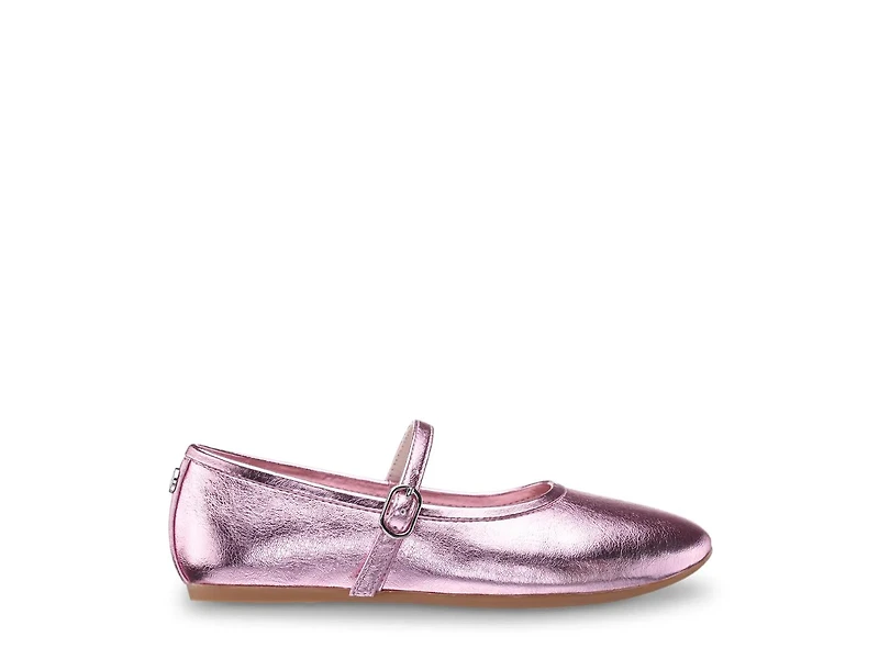 Nicola Mary Jane Flat