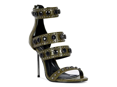 Antonia Sandal