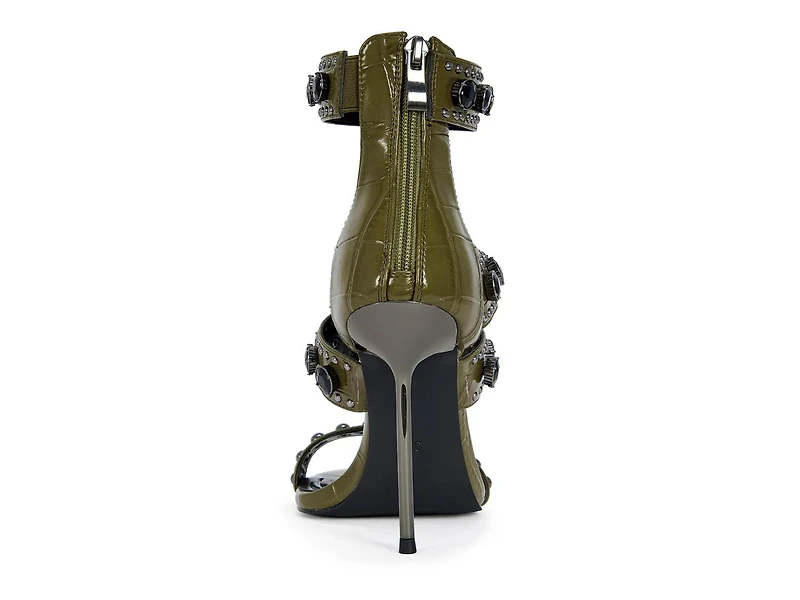 Antonia Sandal