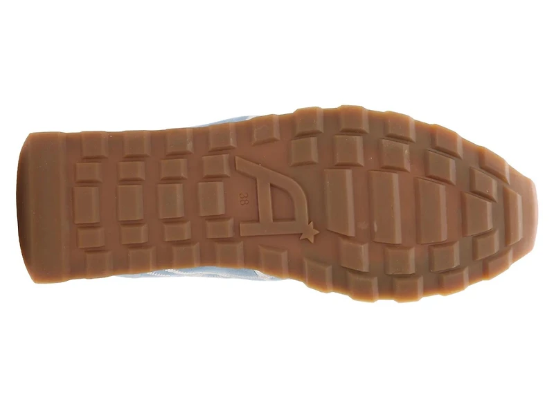 Killer Sneaker