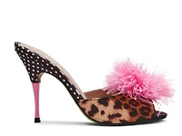 Avery Sandal