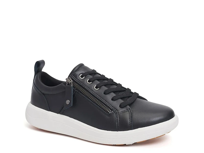 Talia Sneaker