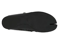 Rapid Split Toe Sneaker