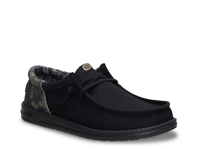 Wally Funk Distressed Skulls Slip-On - Men's