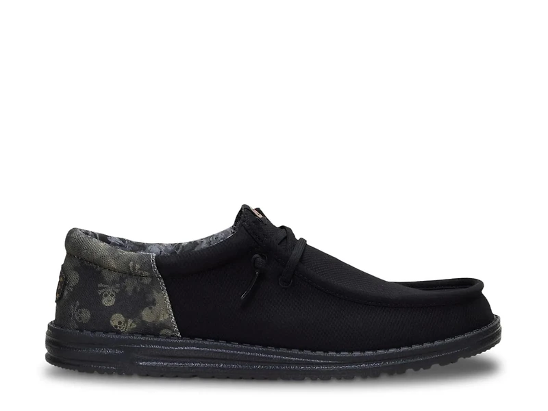 Wally Funk Distressed Skulls Slip-On - Men's