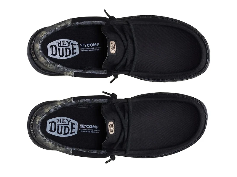 Wally Funk Distressed Skulls Slip-On - Men's