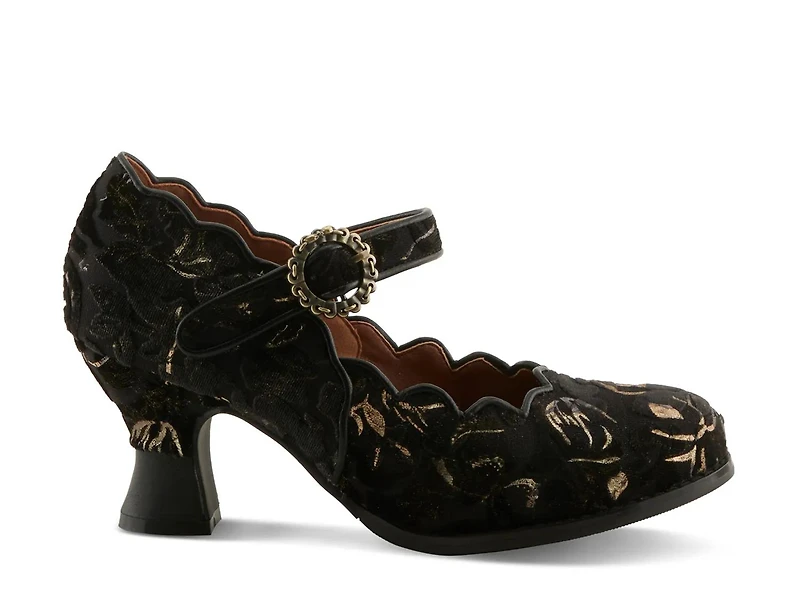 Adodora Mary Jane Pump