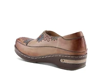 Burbank-Dazis Slip-On