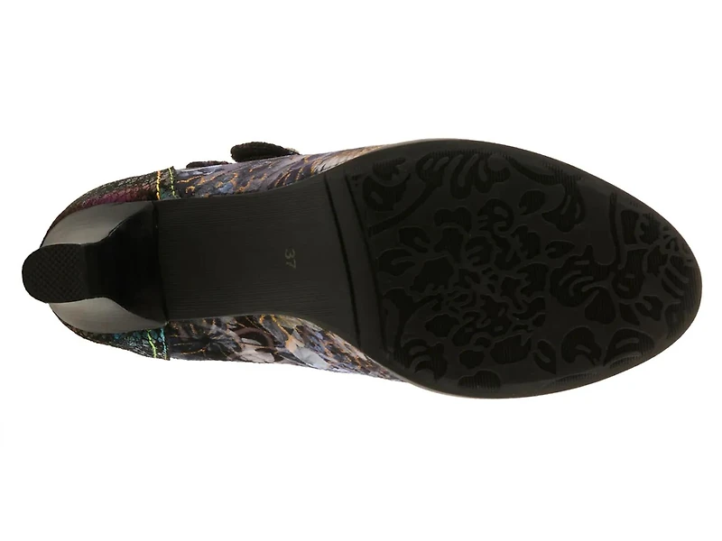 Showy-Vivi Mary Jane Pump