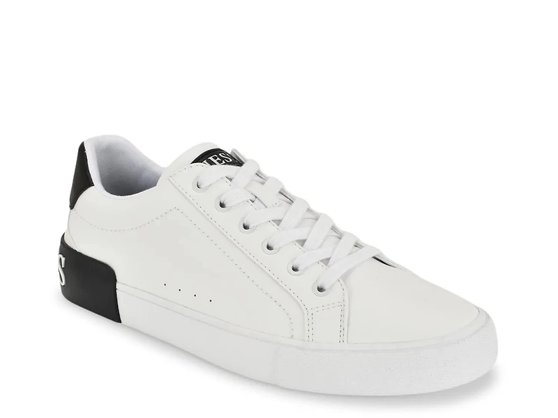 Pancho Sneaker