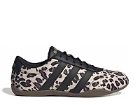 Grand Court Lo Sneaker