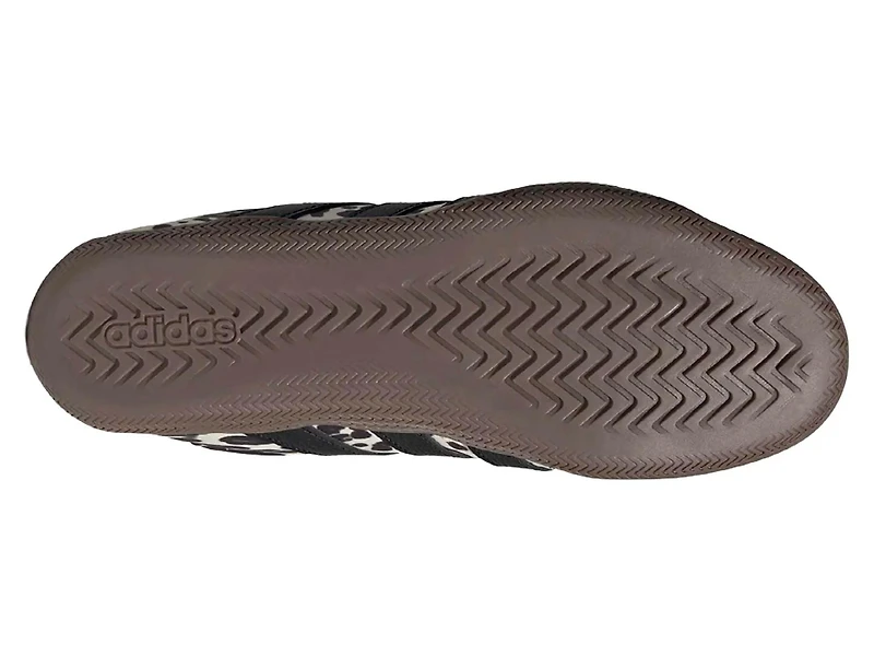 Grand Court Lo Sneaker