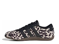 Grand Court Lo Sneaker