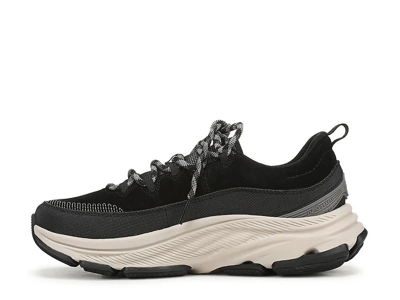 Devotion Max Luxe Trail Shoe