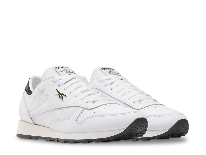 Classic Leather Sneaker - Women's