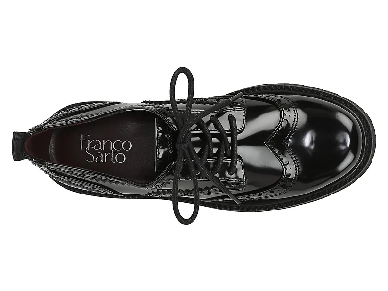 Subria Wingtip Oxford