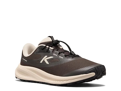 Aspire Sneaker - Women's
