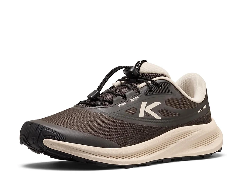 Aspire Sneaker - Women's