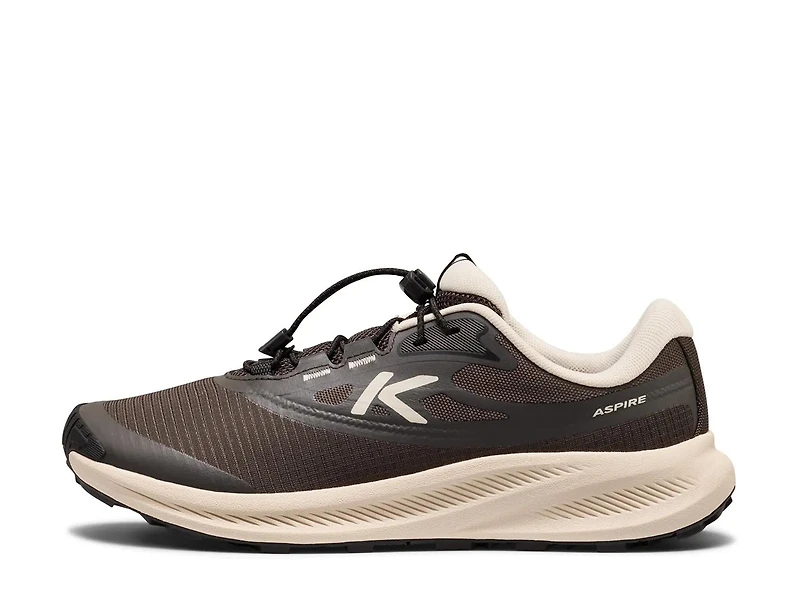 Aspire Sneaker - Women's