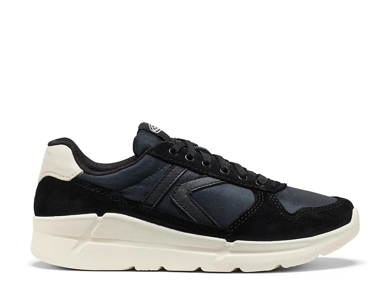 KM2 Jogger Sneaker
