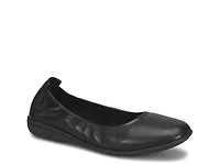 Felicity Flat
