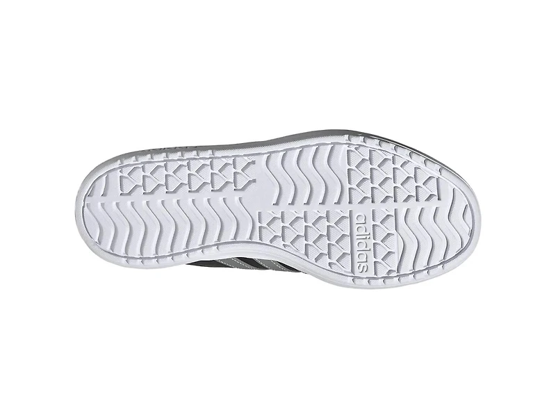 VL Court Bold Platform Sneaker