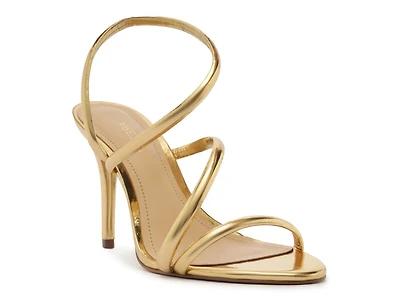 Mikayla Sandal