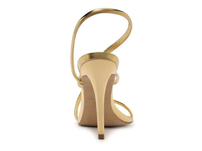 Mikayla Sandal